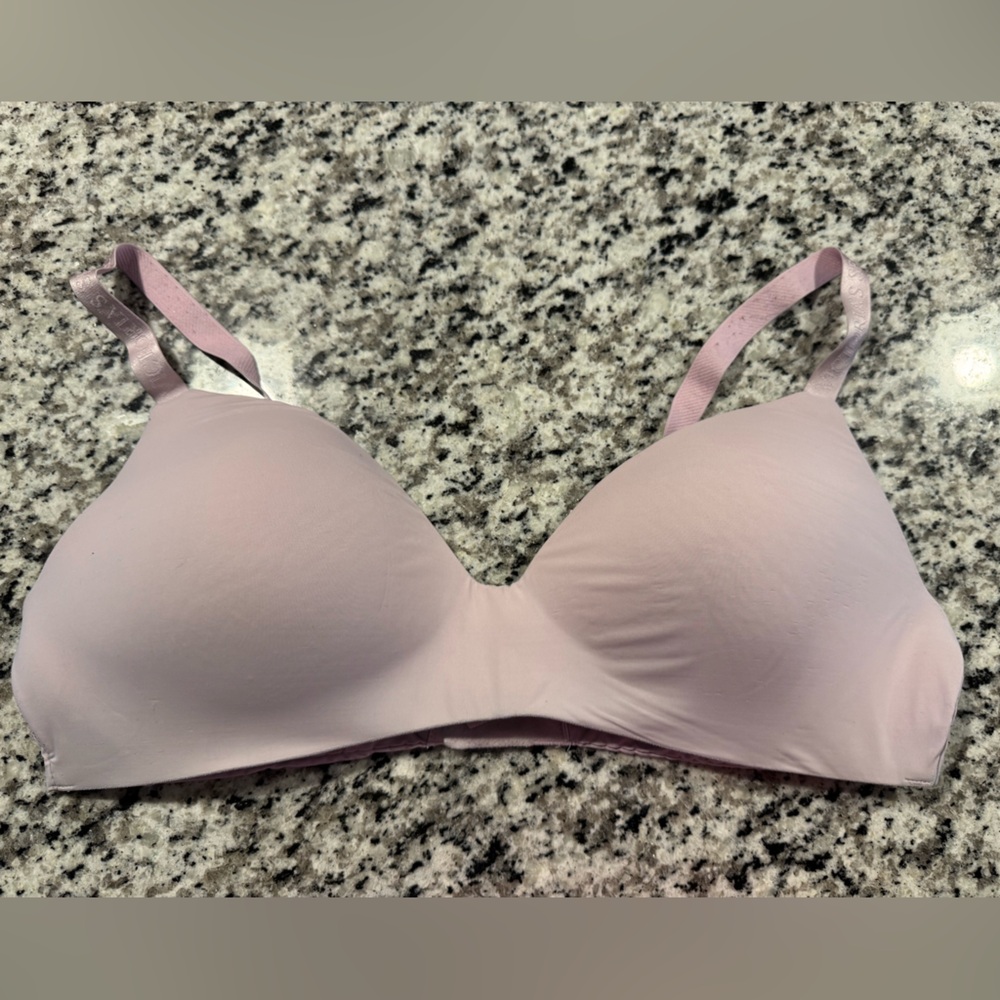 Victoria's Secret Light Pink Bra